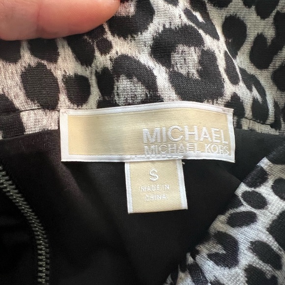 Michael Kors Pencil Skirt - Women’s - Picture 2 of 6